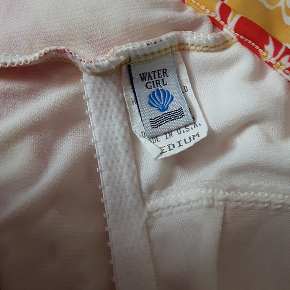 Swimsuit - Picture 4 of 4